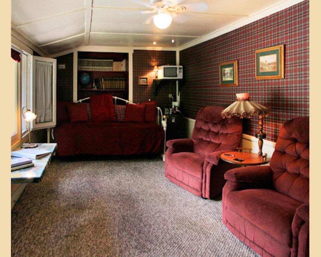 Silver Pines Lodge Idyllwild Exterior photo